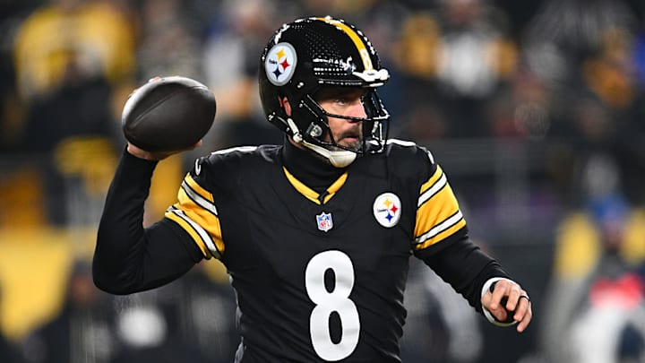 Los Steelers le impusieron el derecho de tanteo a Aaron Rodgers.