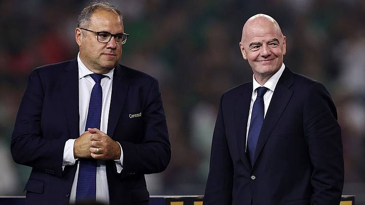 Victor Montagliani, presidente de la Concacaf, y Gianni Infantino, presidente de la FIFA Victor Montagliani, presidente de la Concacaf, y Gianni Infantino, presidente de la FIFA