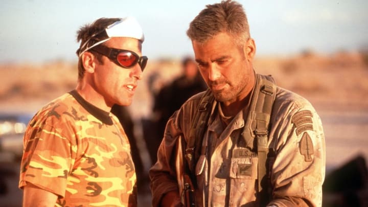 Director David O Russell And George Clooney In Three Kings '99 Wb And Village Roadshow Film Lim