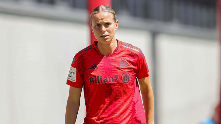 FC Bayern München v SGS Essen - Google Pixel Women's Bundesliga
