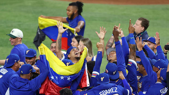 Venezuela, reciente campeón del Clásico Mundial de Beisbol. Venezuela, reciente campeón del Clásico Mundial de Beisbol.