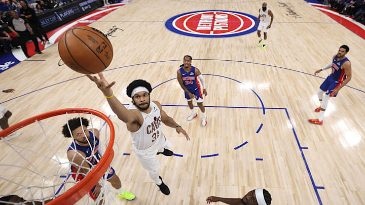 Los Cavs están a un juego de avanzar sobre los Pistons. Los Cavs están a un juego de avanzar sobre los Pistons.