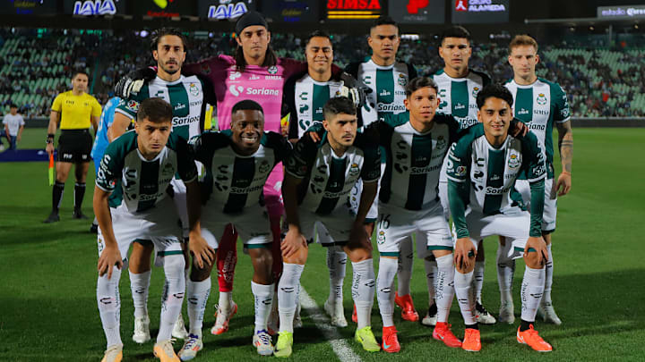 Santos Laguna v Cruz Azul - Torneo Clausura 2025 Liga MX