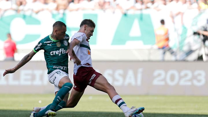Breno Lopes, Justen