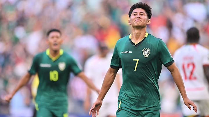 Miguel Terceros celebra el gol del triunfo de Bolivia sobre Surinam