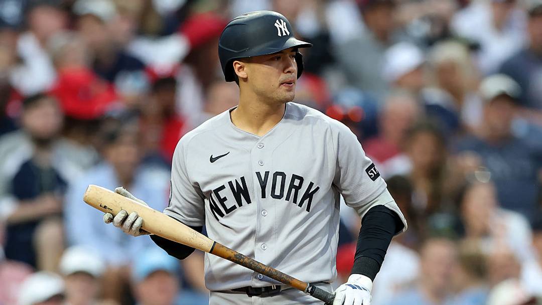 Al shortstop de los Yankees de Nueva York, Anthony Volpe, le vendría bien un cambio de aires. Al shortstop de los Yankees de Nueva York, Anthony Volpe, le vendría bien un cambio de aires.