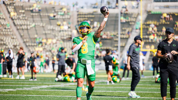 Oregon Ducks Dillon Gabriel