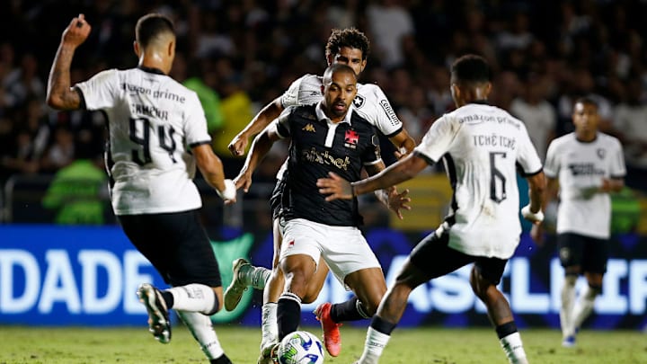 Tchê Tchê, Philipe Sampaio, Paulo Henrique