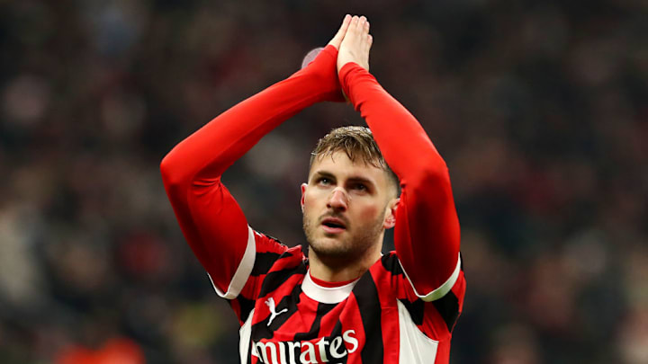 Gimenez le llama Breakfast Club al método para mejorar regates, tiros al arco, remates de cabeza; detalles para ser mejor futbolista Gimenez le llama Breakfast Club al método para mejorar regates, tiros al arco, remates de cabeza; detalles para ser mejor futbolista