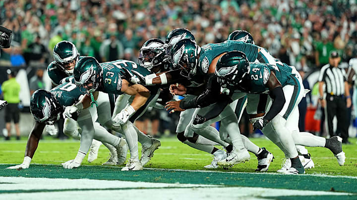 El Tush Push fue puesto en práctica primeramente ñor los Philadelphia Eagles.
