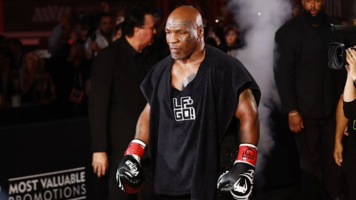 Mike Tyson, uno de los grandes del boxeo. Mike Tyson, uno de los grandes del boxeo.