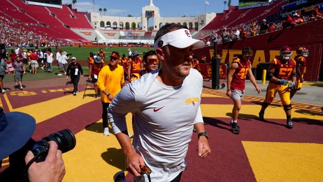 Colorado vs USC prediction, odds and betting trends for NCAA college football game.