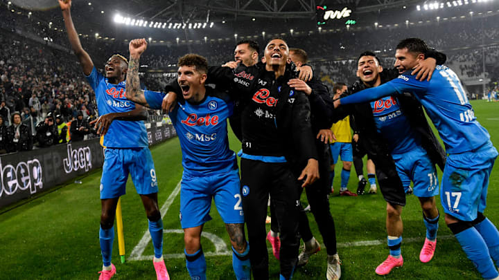 Napoli players celebrate the victory at the end of the Serie...