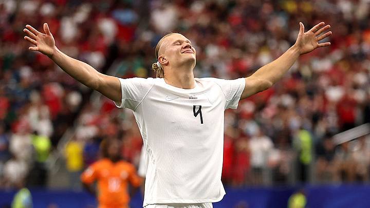 Erling Haaland marcó cinco goles en sus tres primeros partidos de Copa del Mundo. Erling Haaland marcó cinco goles en sus tres primeros partidos de Copa del Mundo.