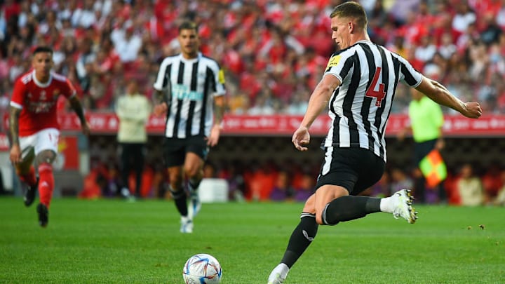 Sven Botman, do Newcastle