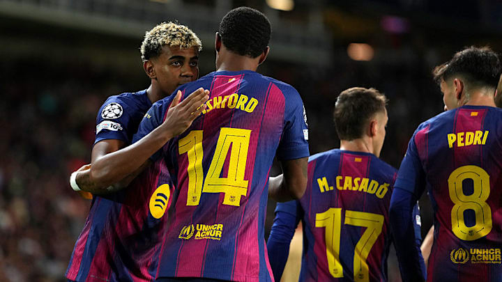 Der FC Barcelona hofft auf den nächsten Galaauftritt von Lamine Yamal (erster von links)