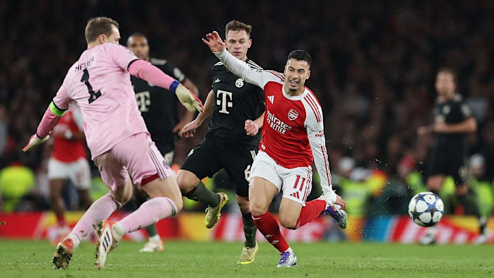 Arsenal se fue a lo alto de la tabla en la Champions League. Arsenal se fue a lo alto de la tabla en la Champions League.