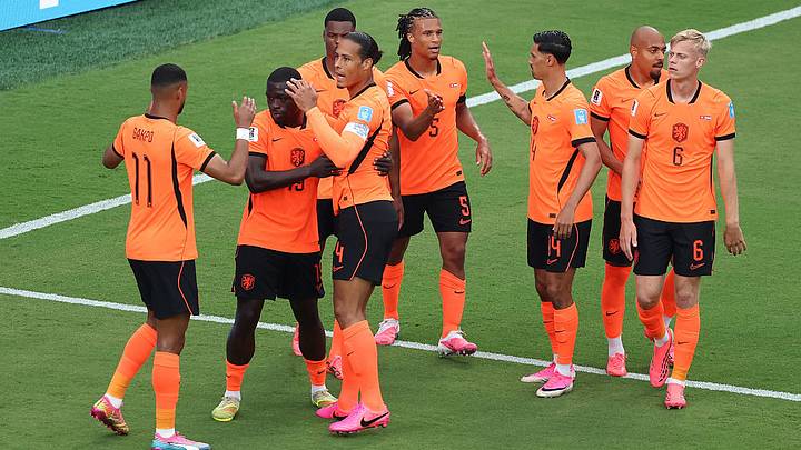 Países Bajos supera a Túnez y cierra invicto la fase de grupos