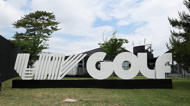 El LIV Golf podría regresar con un nuevo inversor, según su CEO. El LIV Golf podría regresar con un nuevo inversor, según su CEO.