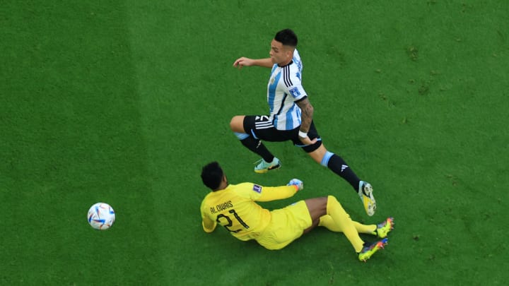 Lautaro Martinez, Mohammed Al-Owais