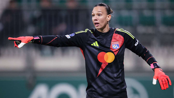 FBL-EUR-C1-WOMEN-WOLFSBURG-LYON