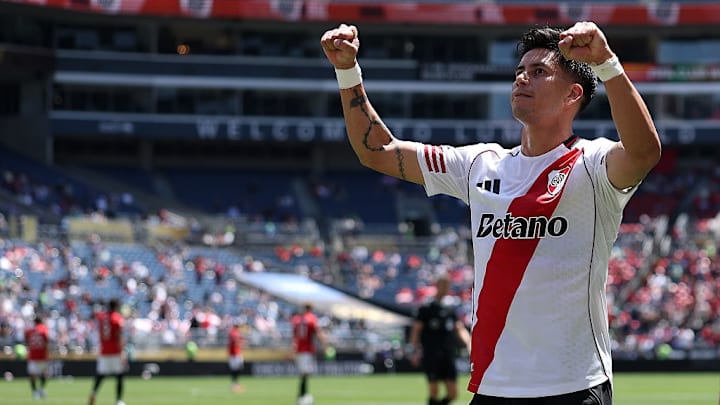 Maxi Meza consiguió el tercer gol de River Plate ante el Urawa Red Diamonds.