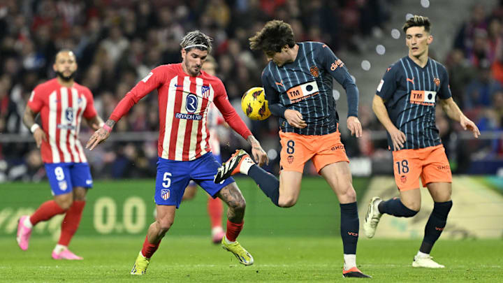 Atletico de Madrid v Valencia CF - La Liga