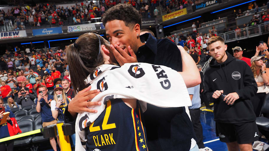 Clark and Haliburton have developed a relationship as the faces of Indiana basketball. | Photo by Ron Hoskins/NBAE via Getty Images
