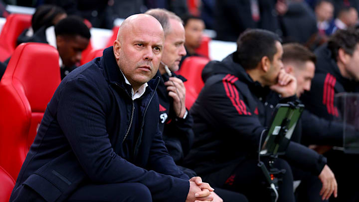 Trainer Arne Slot steht zurzeit in der Kritik