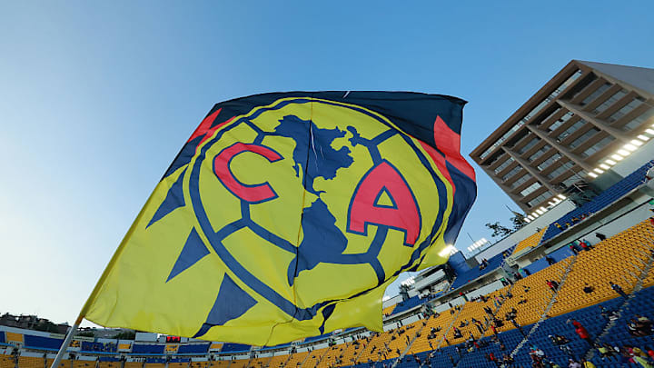 Las Águilas del América tuvieron que hacer una escala de emergencia debido a la falla de su avión.