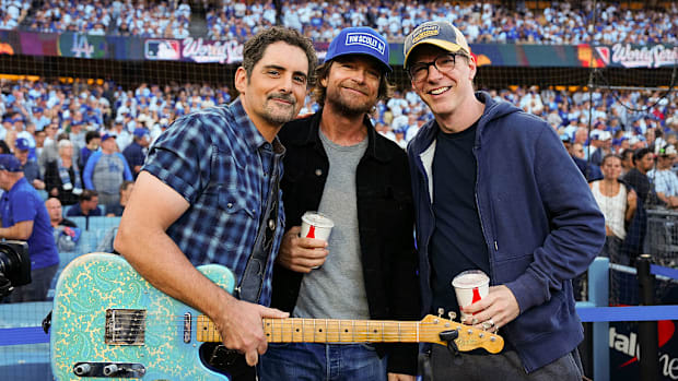 Brad Paisley, Jason Bateman, Sean Hayes, world series game 3, los angeles dodgers