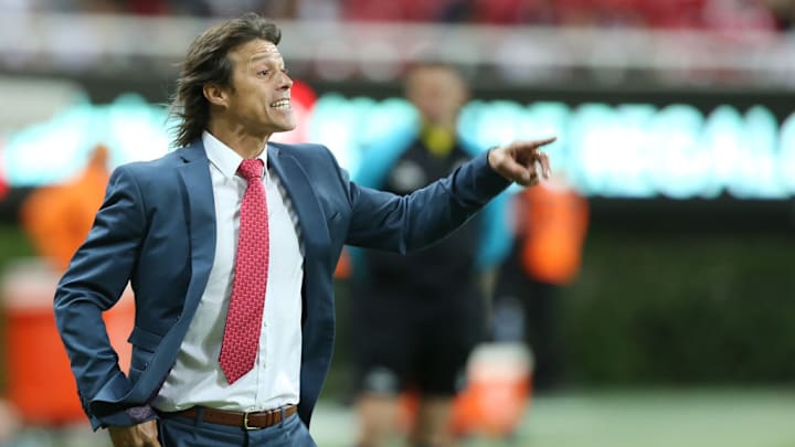 Matías Almeyda dirigirá al Sevilla tras su paso en el  AEK de Grecia.