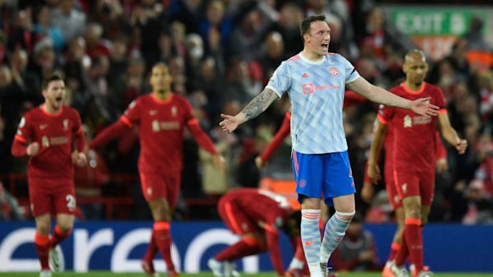 FBL-ENG-PR-LIVERPOOL-MAN UTD