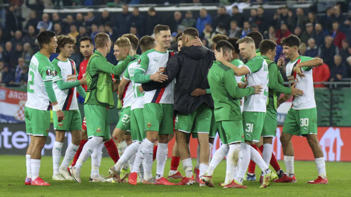 Rapid Wien ganaba y se asugaraba seguir teneiendo opciones