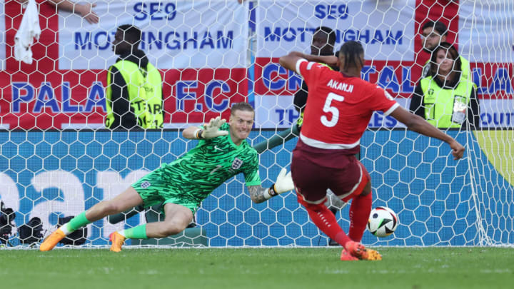 Manuel Akanji, Jordan Pickford
