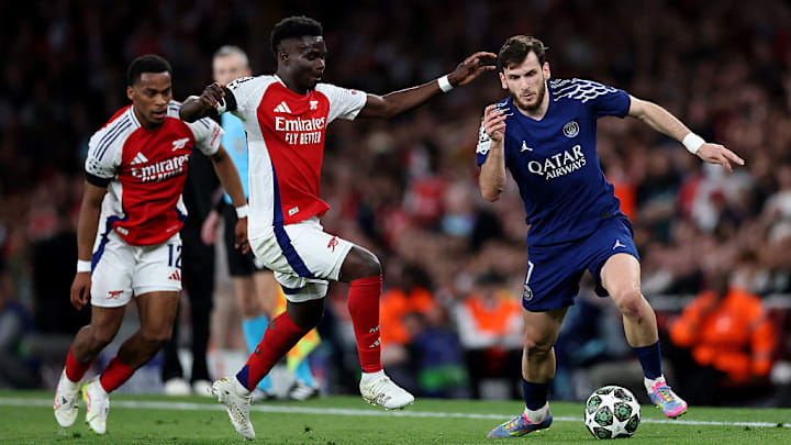 Khvicha Kvaratskhelia, Bukayo Saka