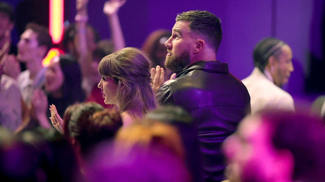 La pareja real estadounidense, Taylor Swift y Travis Kelce, fueron vistos en los premios iHeartRadio Music Awards 2026.