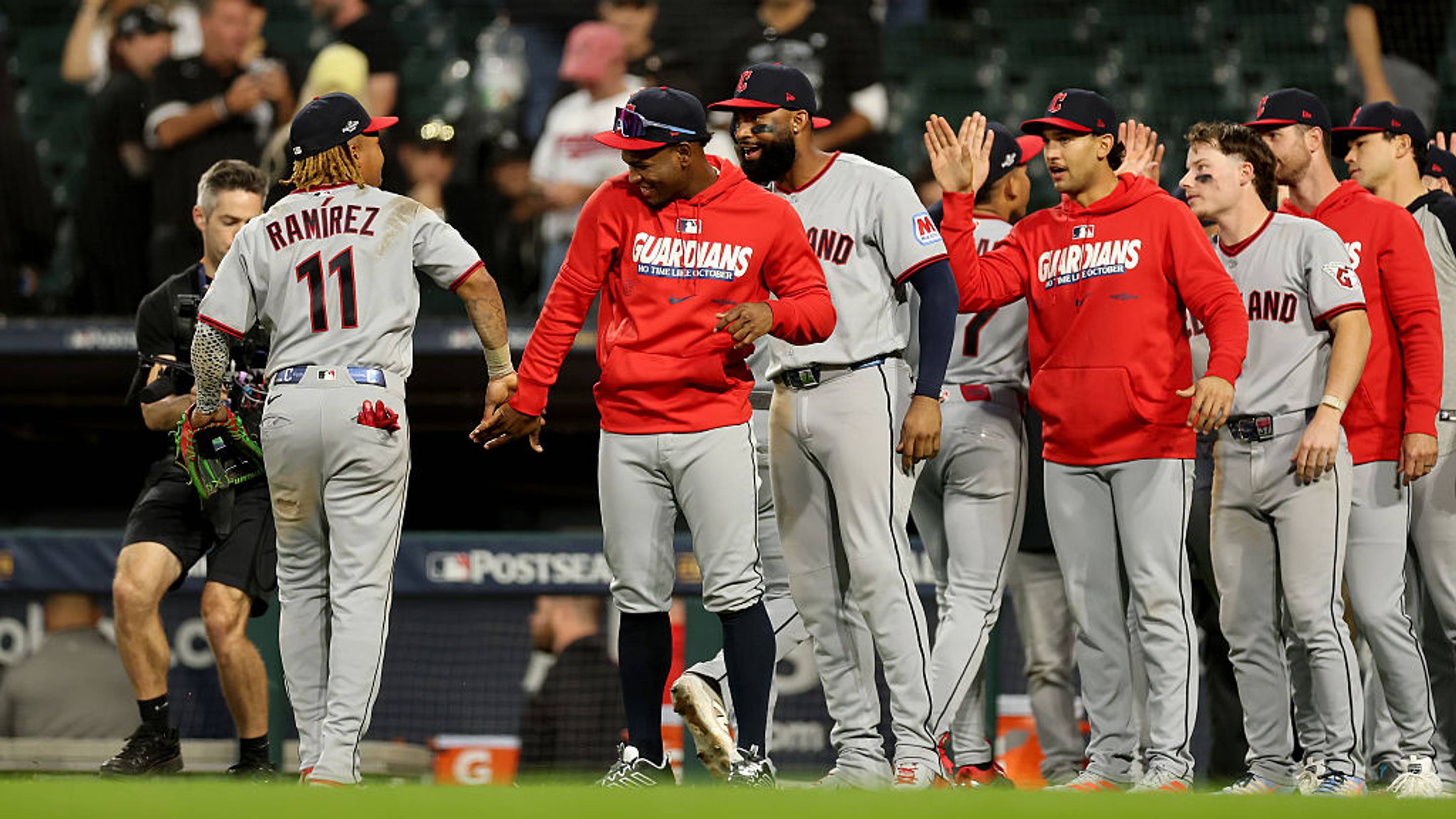 Cleveland revive ante los White Sox y lleva la Serie Divisional al quinto juego