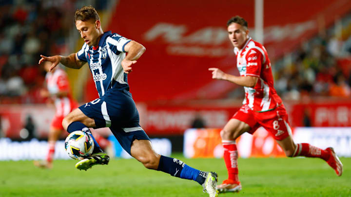 Sergio Canales, Agustin Palavecino