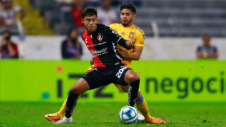 Jaziel Martinez, Juan Vigon