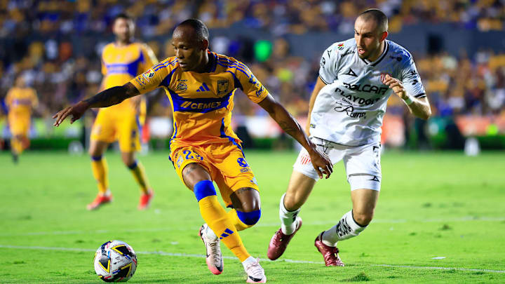 Luis Quinones, Manuel Mayorga