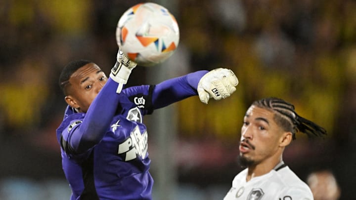 FBL-LIBERTADORES-PEÑAROL-BOTAFOGO