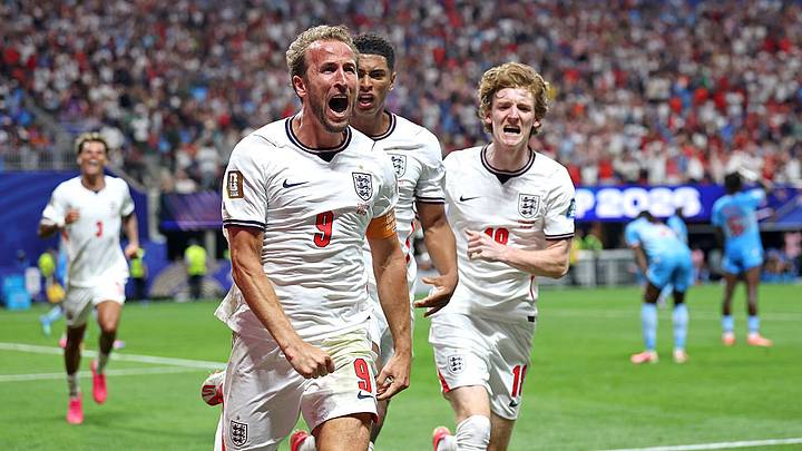 Harry Kane marcó un doblete que condujo a Inglaterra a los Octavos de Final, donde enfrentará a México.