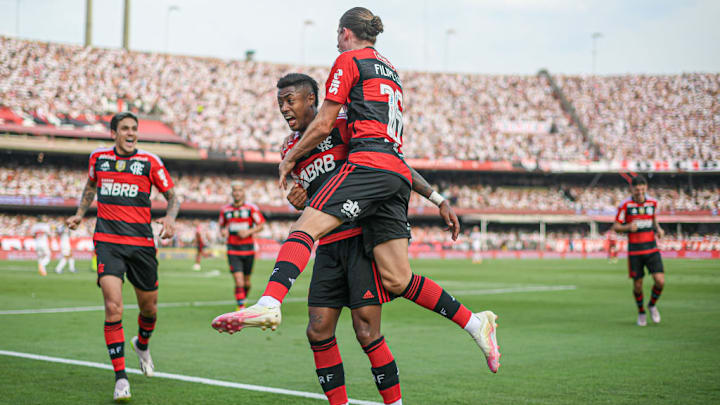 Bruno Henrique, Filipe Luís