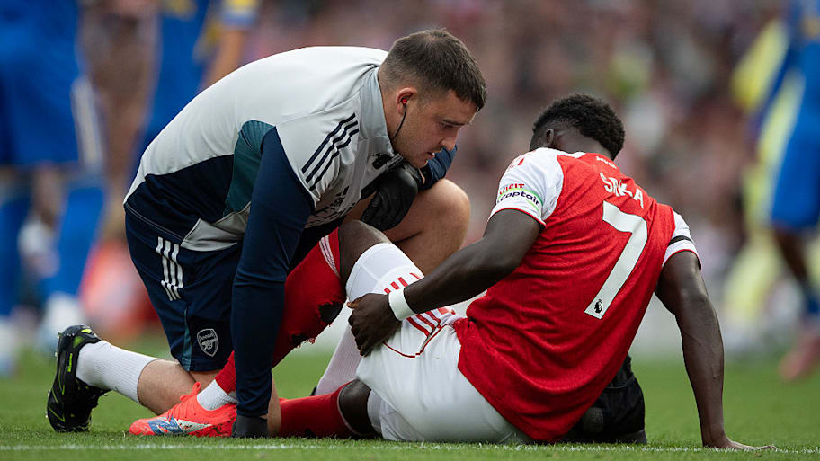 Bukayo Saka picked up a hamstring injury against Leeds United on Saturday. | Visionhaus/Getty Images