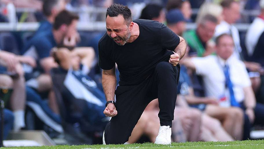 Tottenham Advance Talks to Sign Manchester City Duo