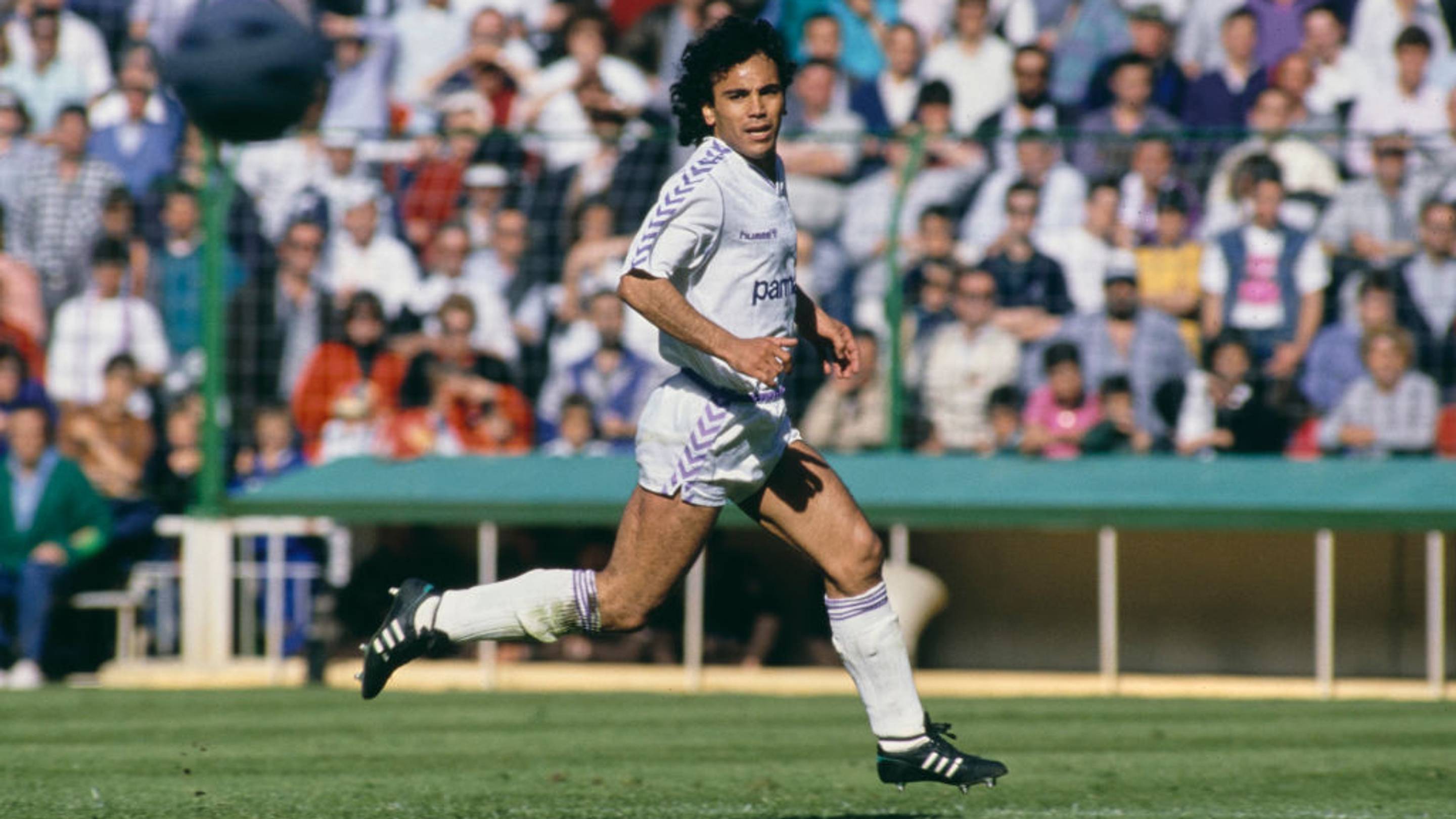 Hugo Sánchez revela la razón olímpica que le hizo atrasar su debut hace 50 años