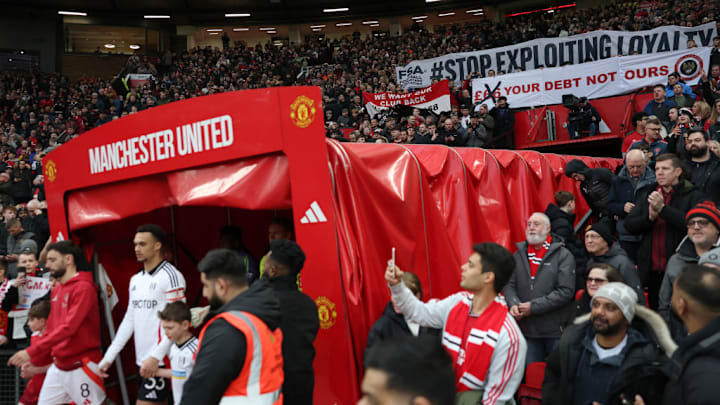 Manchester United v Fulham - Emirates FA Cup Fifth Round