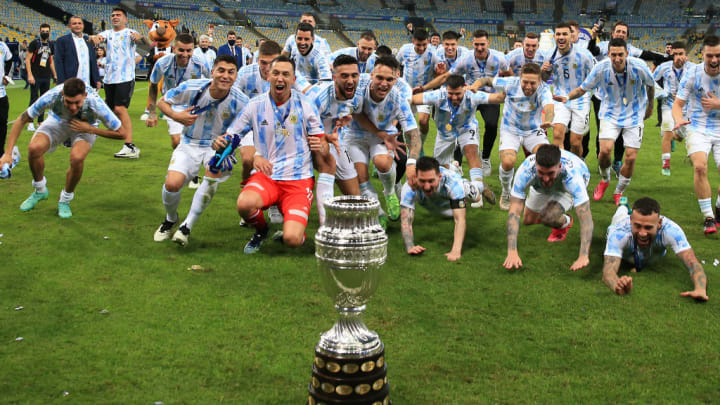 Lionel Messi, Alejandro Gomez, Sergio Agüero, Rodrigo De Paul, Agustín Marchesin