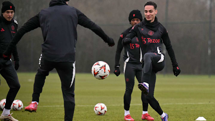 FBL-EUR-C3-MAN UTD-TRAINING
